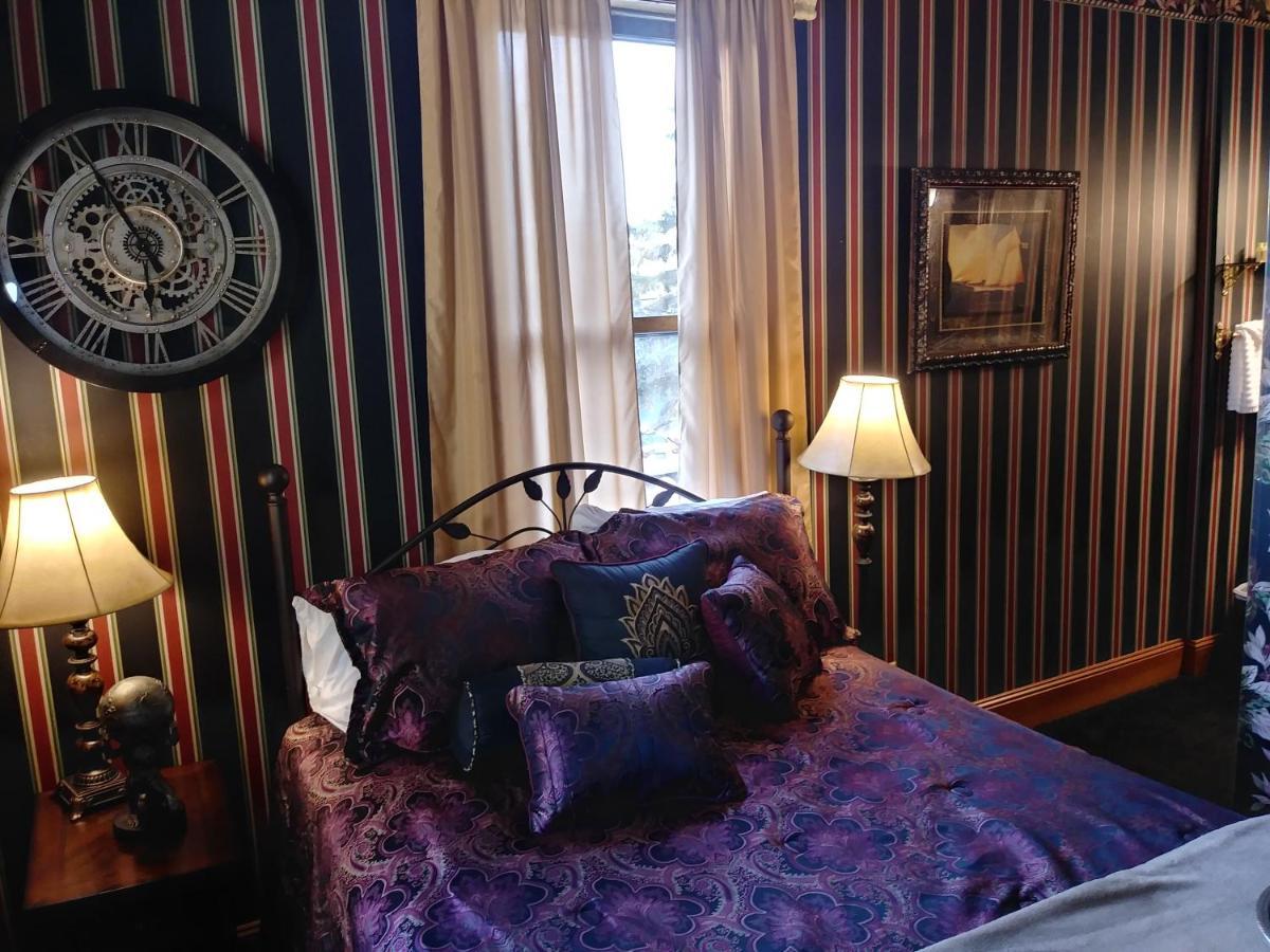 The Thayer Hotel Annandale Bagian luar foto