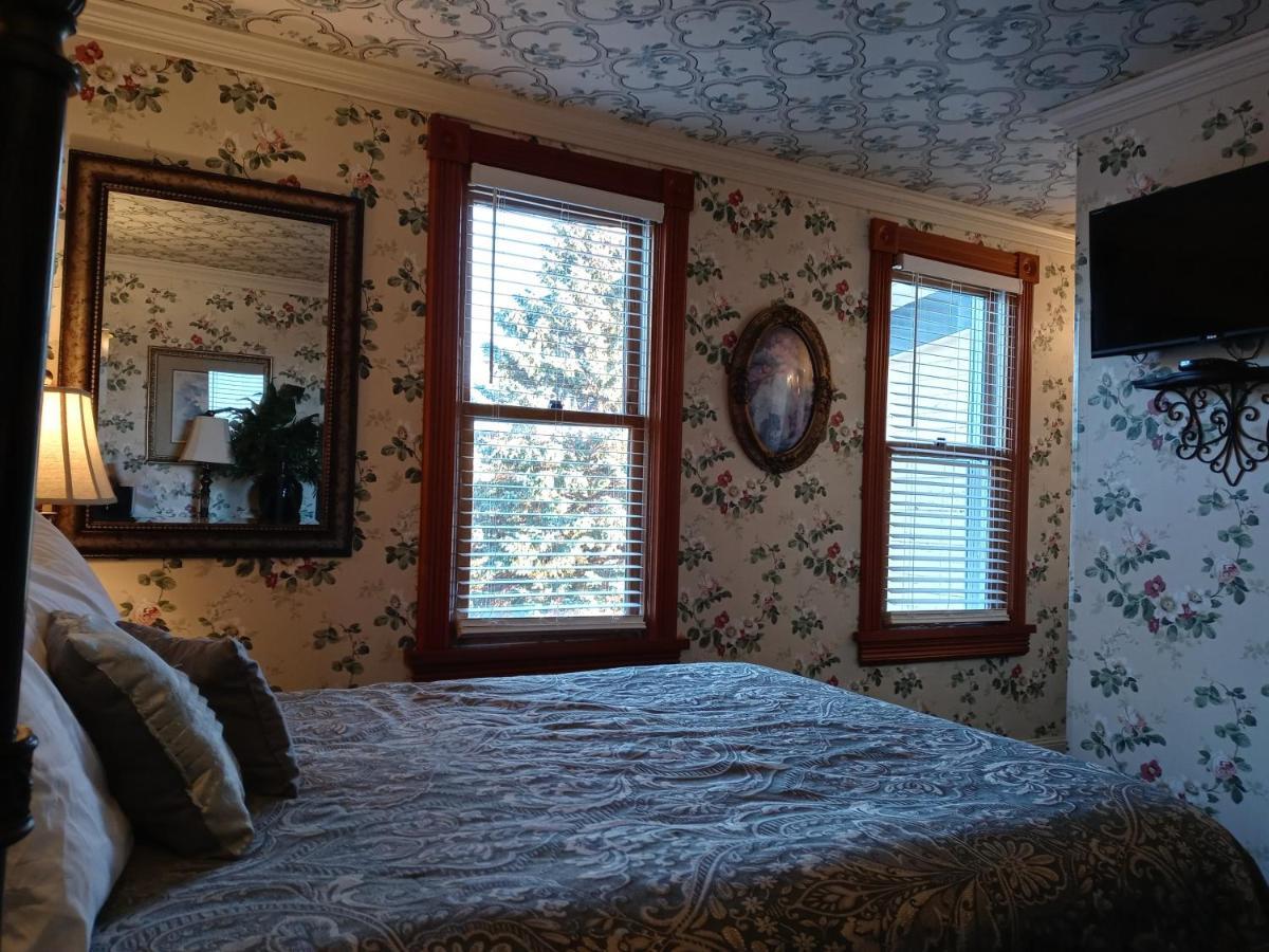 The Thayer Hotel Annandale Bagian luar foto